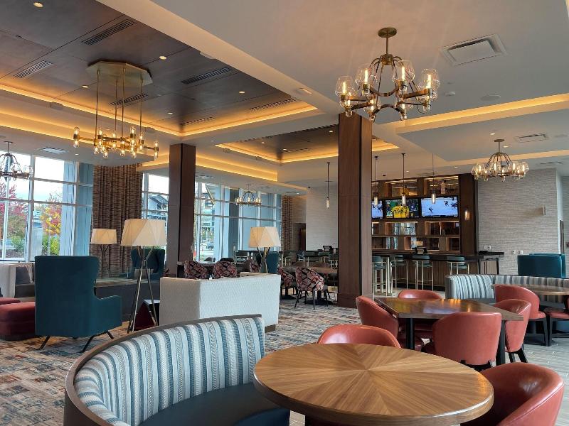 The Landing Hotel At Rivers Casino image