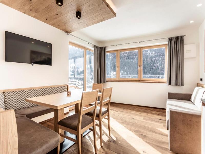 Luxury Chalet Plazola image
