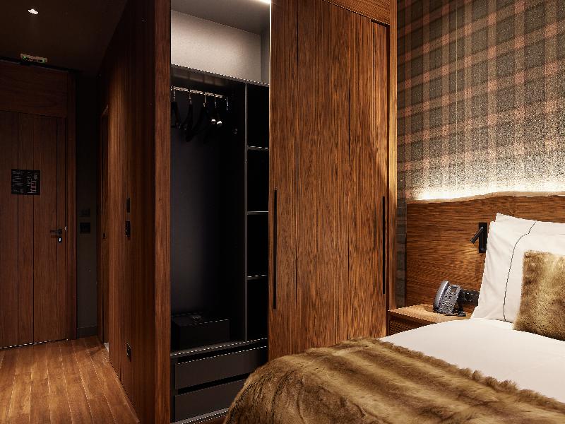 Bor Hotel By Karisma image