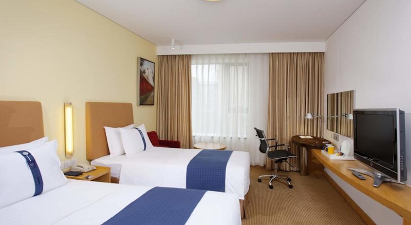 Holiday Inn Express Temple of Heaven image