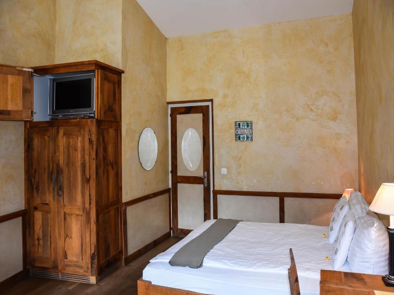 Hotel Restaurant Le Saint Christophe image