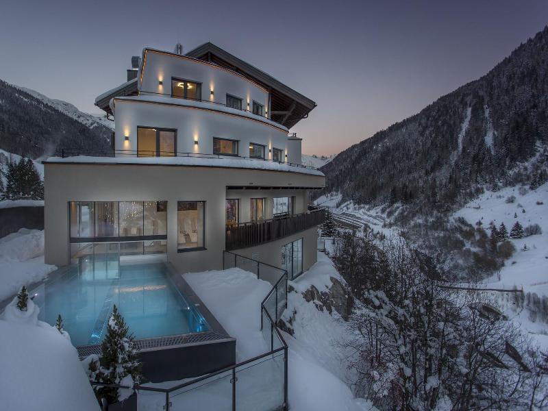 Heart Hotel Grischuna image