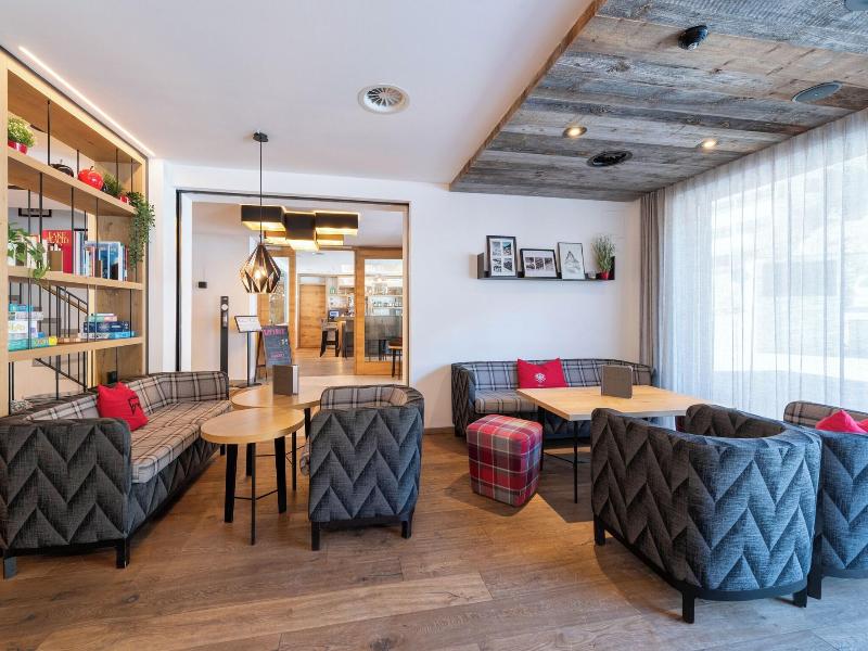 Heart Hotel Grischuna image