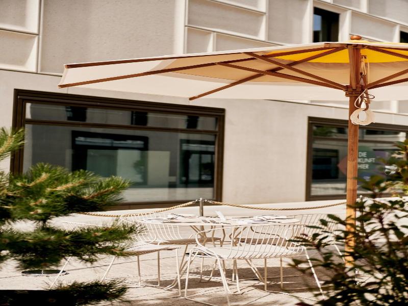 Karl August A Neighborhood Hotel image