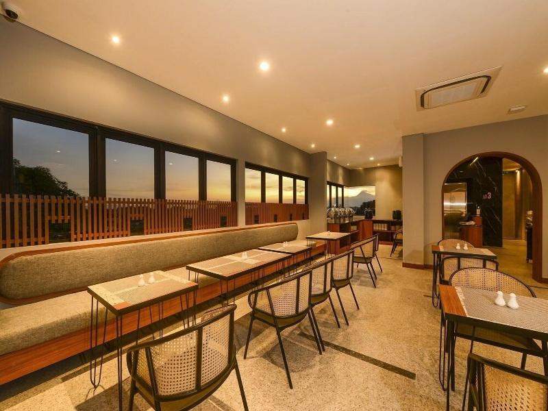 Nata Azana Hotel Solo
