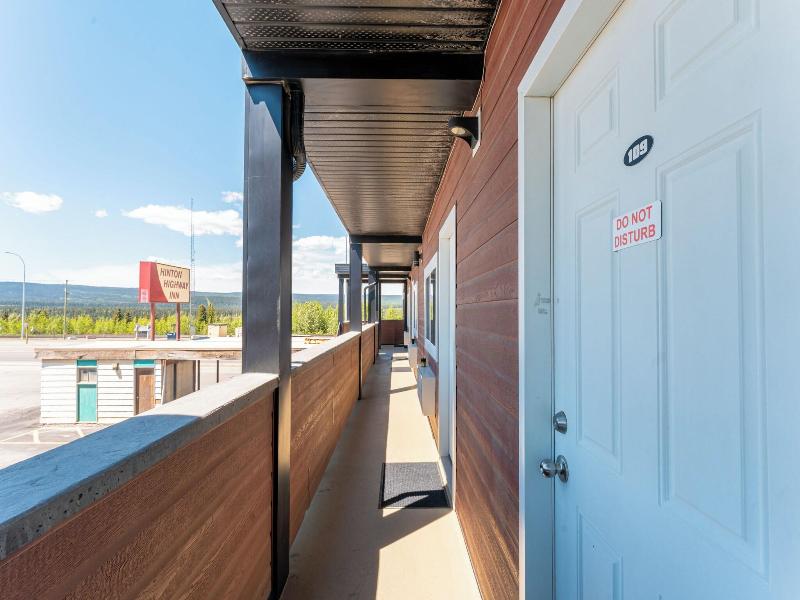 Hinton Highway Inn