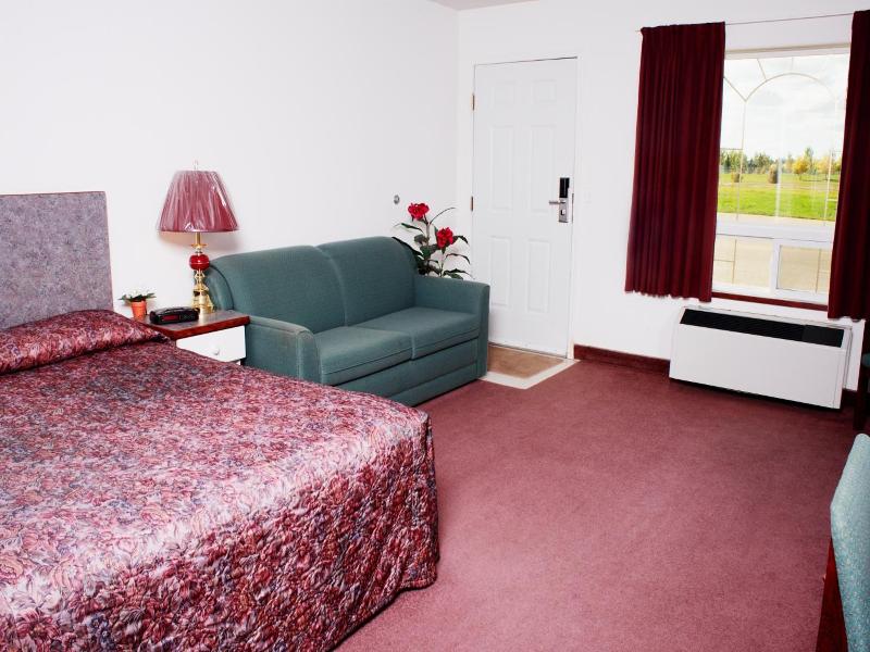 Country Club Inn