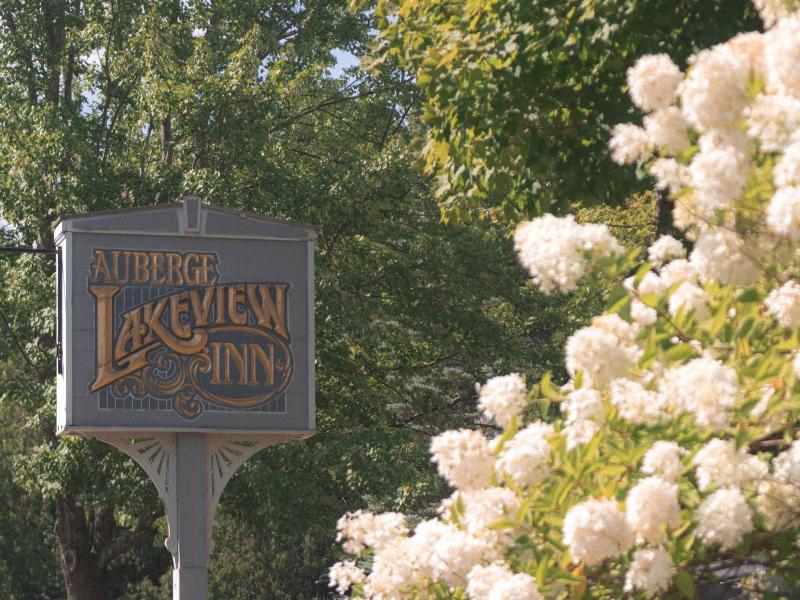 Auberge Lakeview Inn image