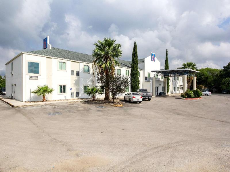 Motel 6 New Braunfels
