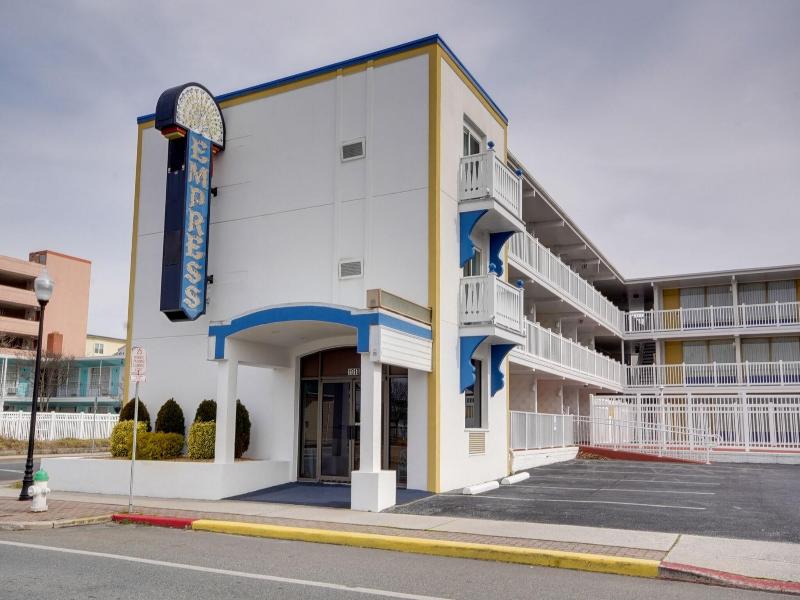 Empress Motel image