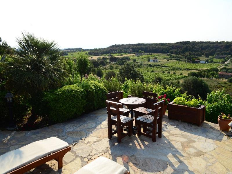 Ada Bacchus Hotel image