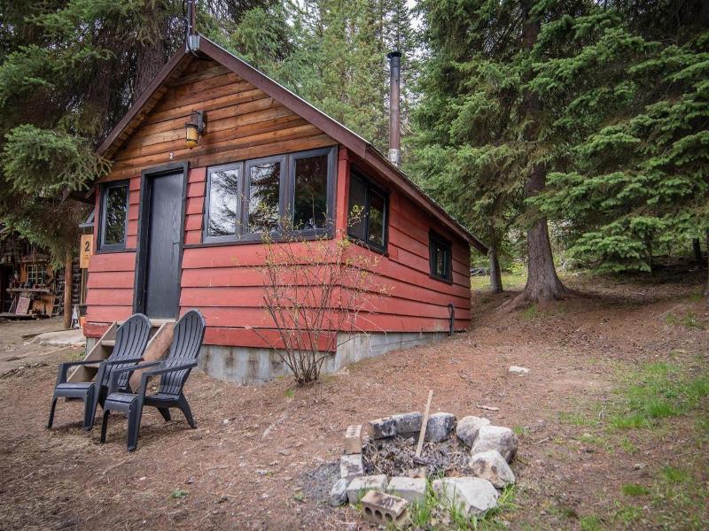 Chute Lake Lodge image