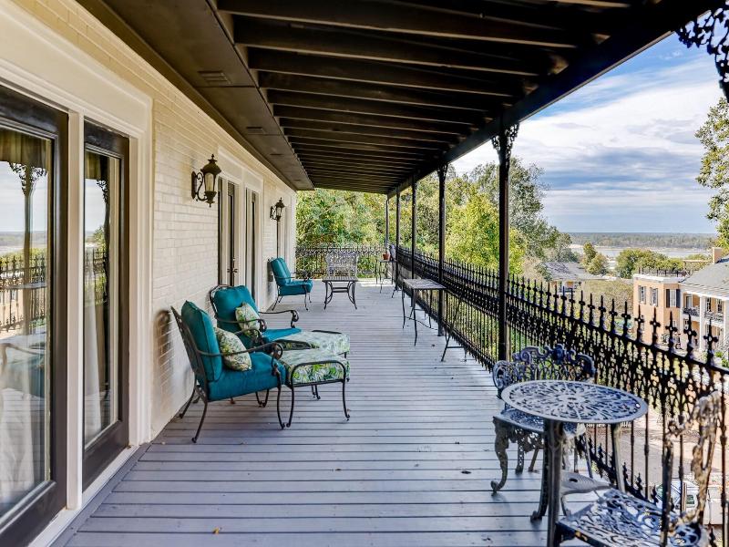 The Inn At Cedar Grove