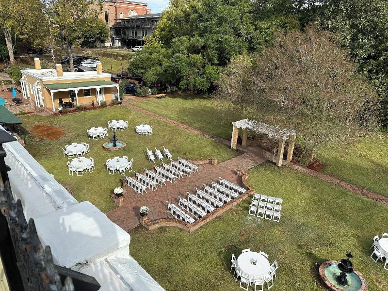 The Inn At Cedar Grove