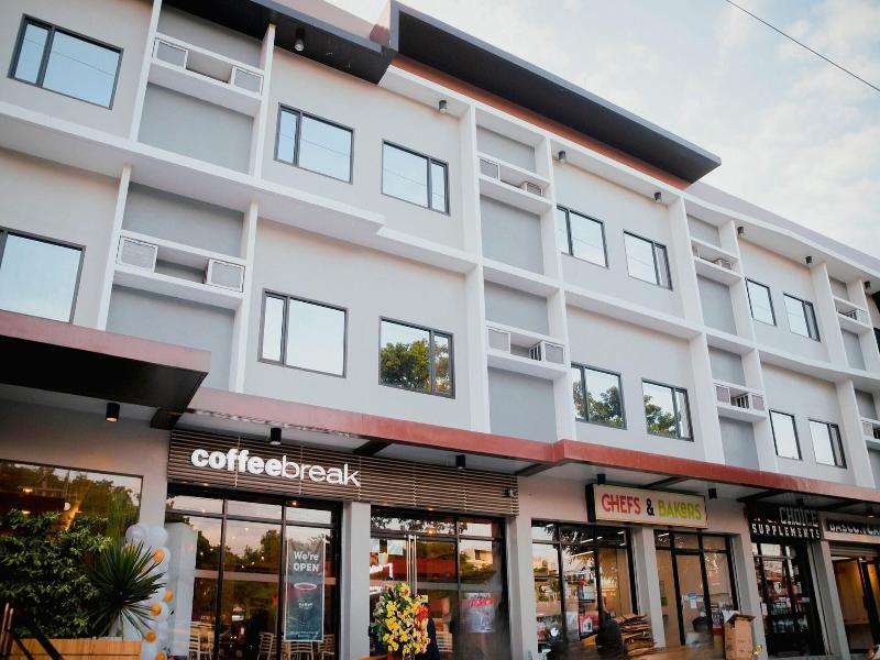 Aura Condotel image