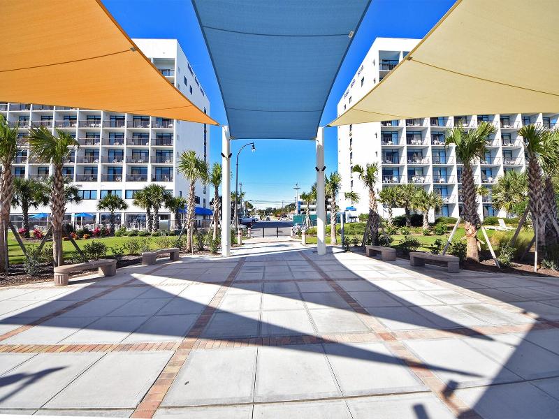 Holiday Sands North On The Boardwalk