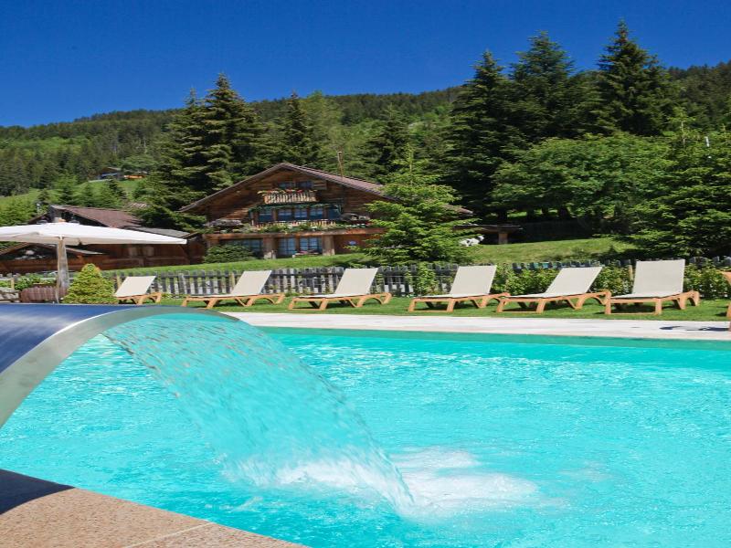 Les Chalets Hotel De La Croix Fry image