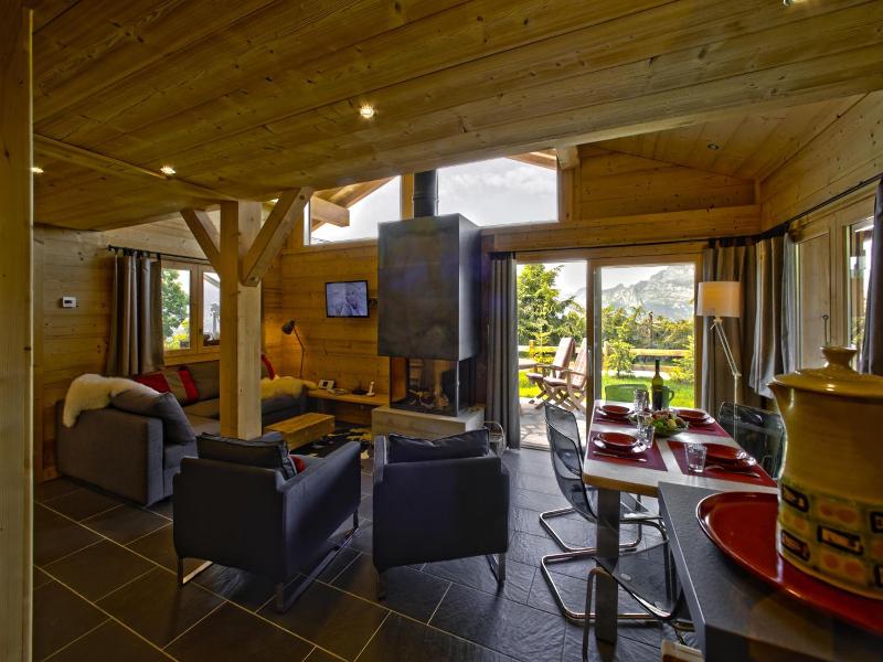 Les Chalets Hotel De La Croix Fry image