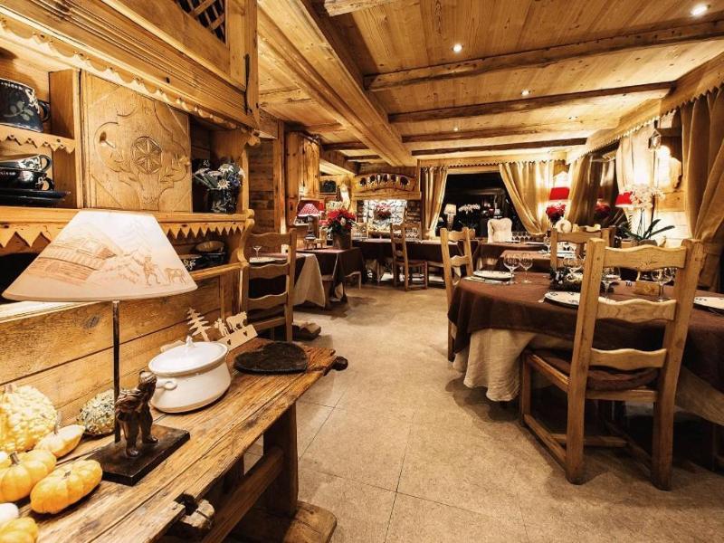 Les Chalets Hotel De La Croix Fry image
