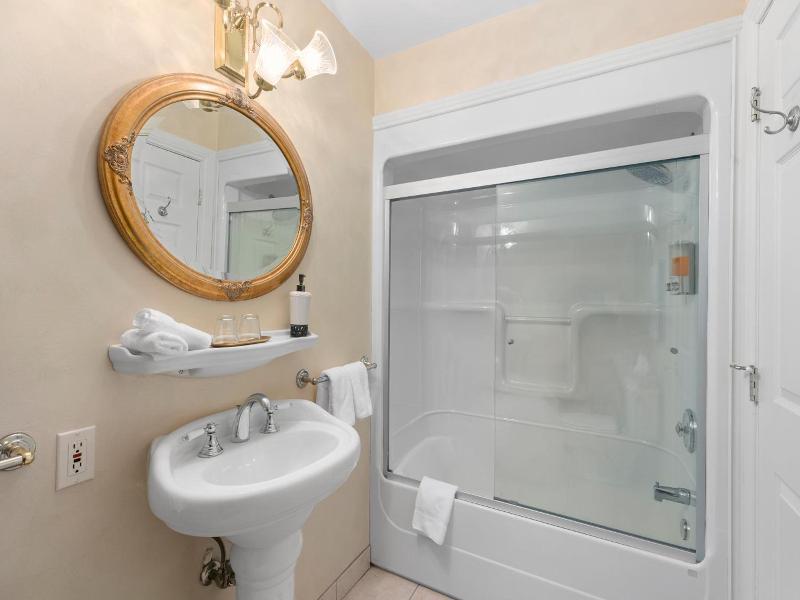 Manoir Sweetsburg image