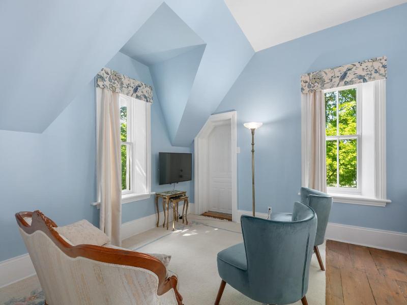 Manoir Sweetsburg image