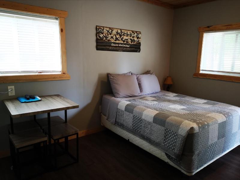 Overlook Inn Cabins