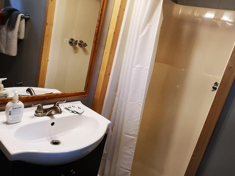 Overlook Inn Cabins
