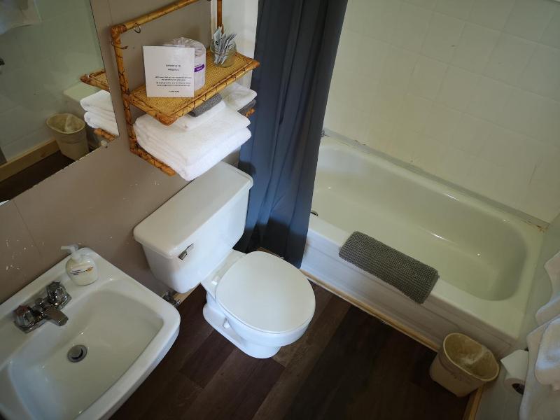 Overlook Inn Cabins