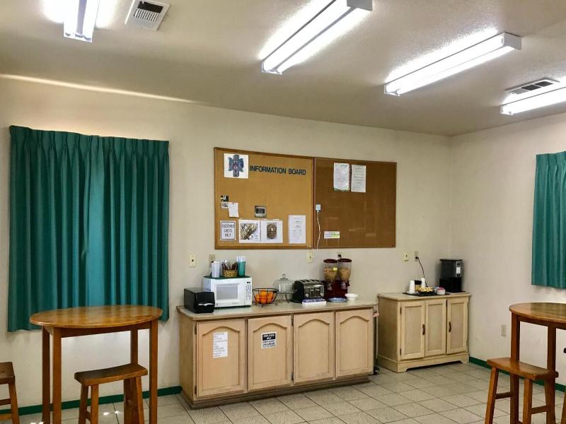 Sunrise Inn Turlock image
