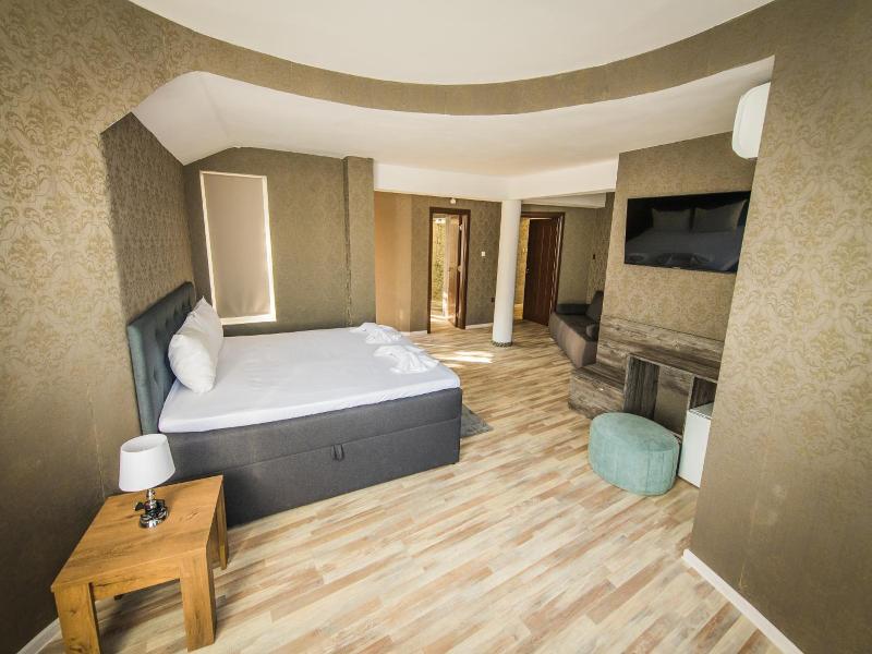 Vida Family Hotel image