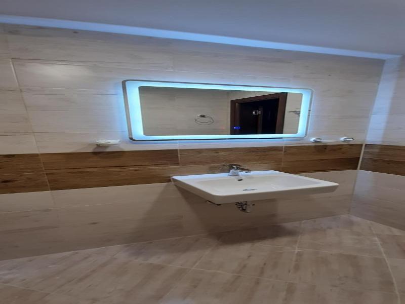Vida Family Hotel image