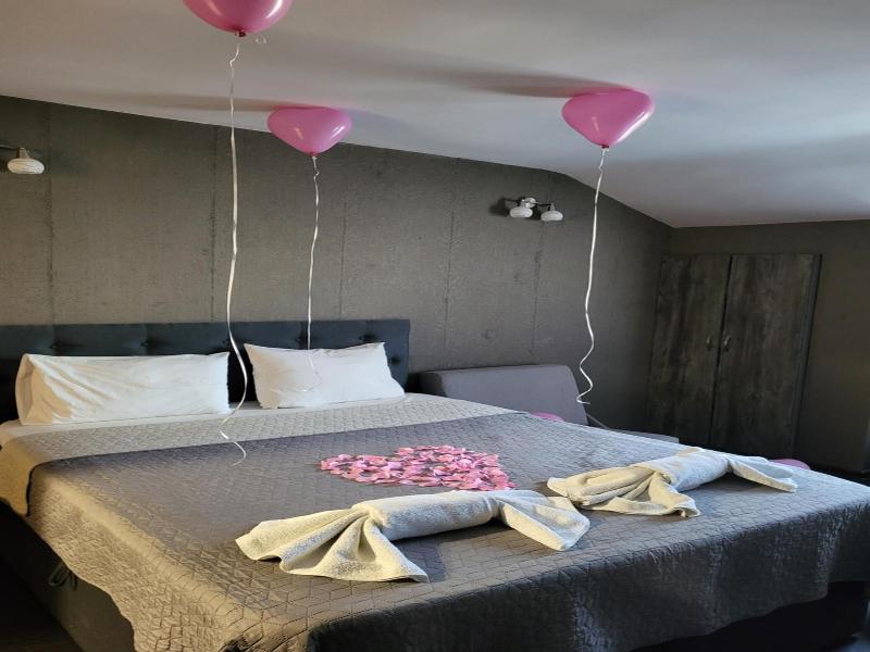 Vida Family Hotel image