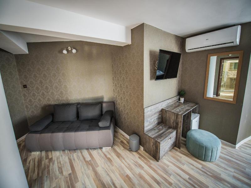 Vida Family Hotel image