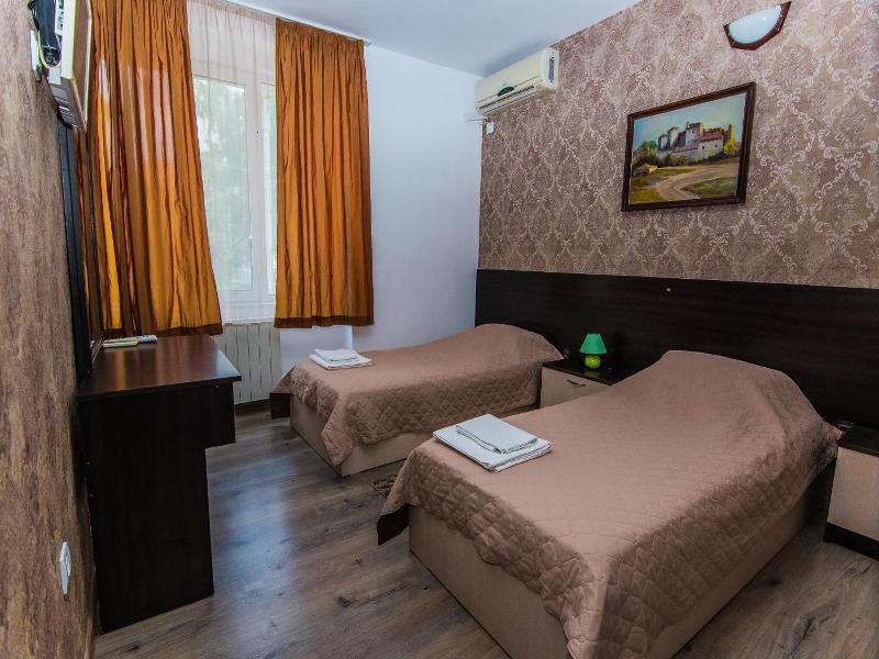 Vida Family Hotel image