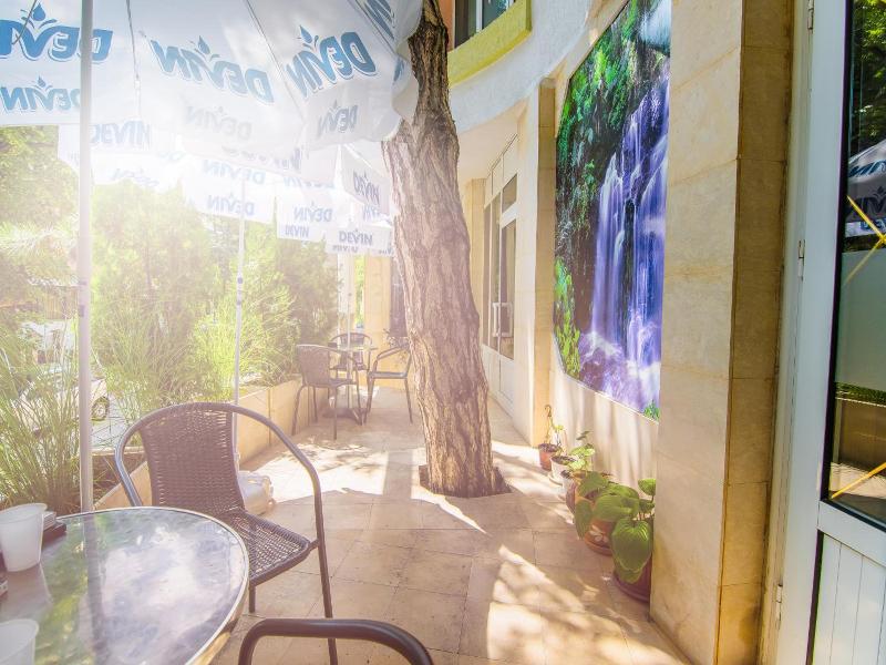Vida Family Hotel image