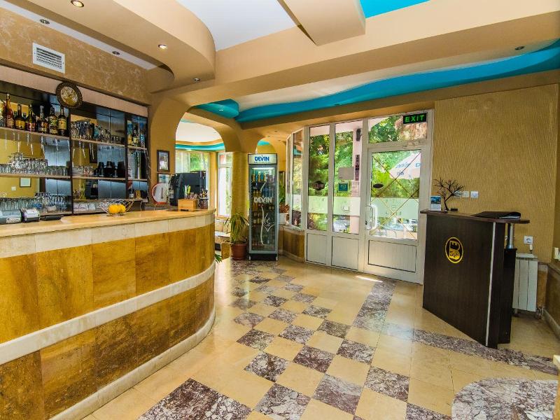 Vida Family Hotel image