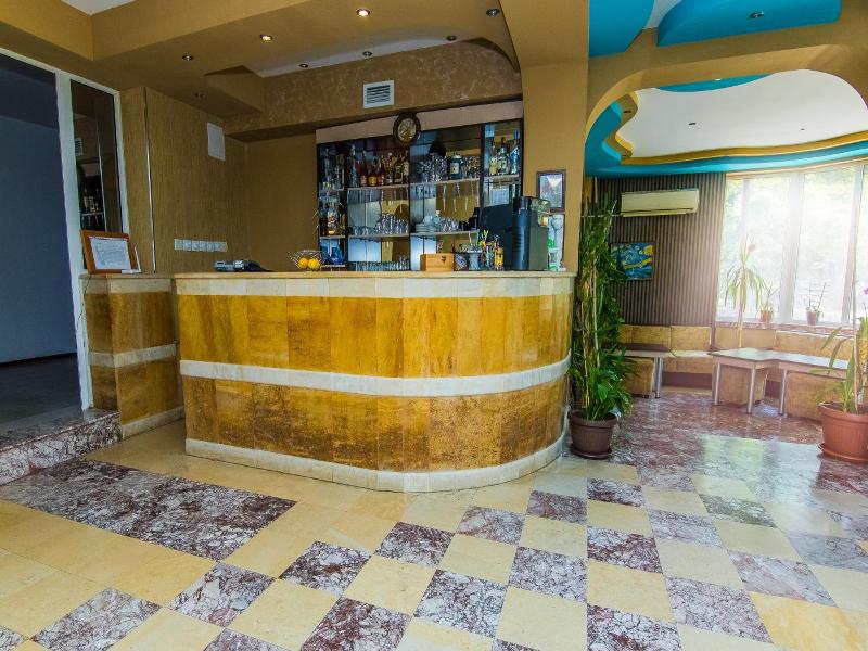 Vida Family Hotel image