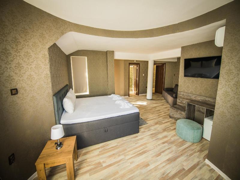 Vida Family Hotel image