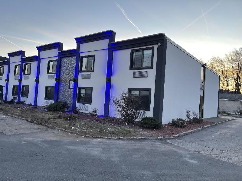 The Wayne Inn image