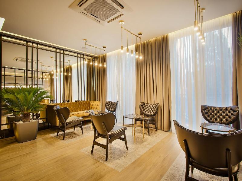 Hotel Tuta image