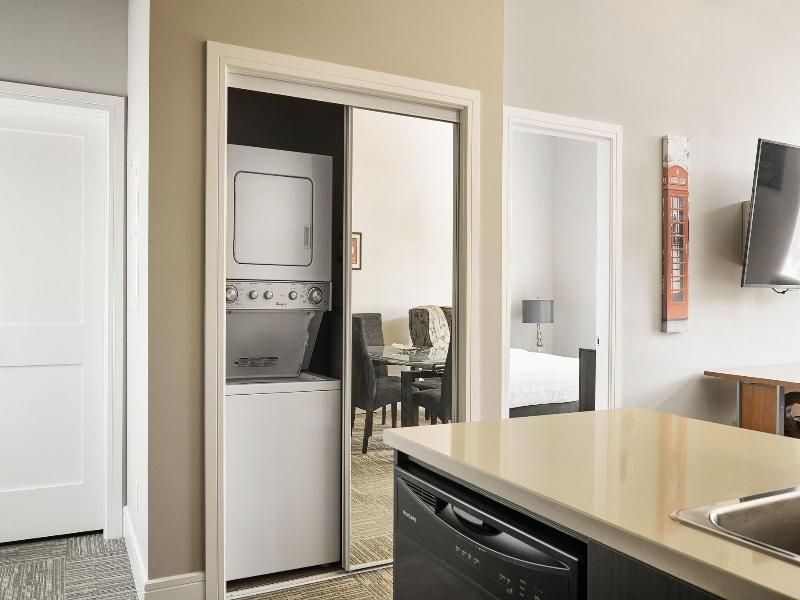 Solo Suites