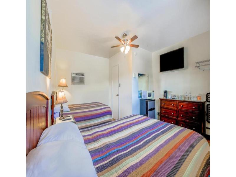 Cadiz Motel by OYO on route 250 image
