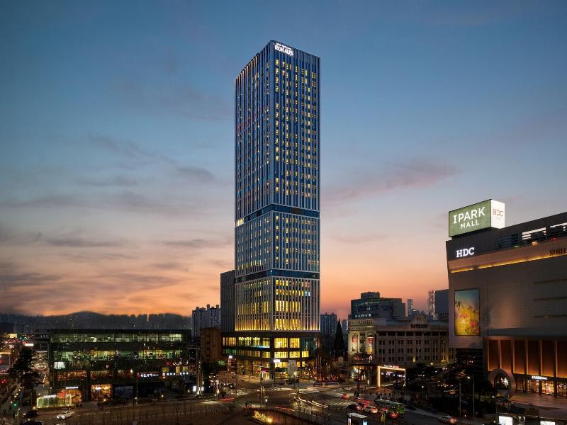 Nine Tree Premier Rokaus Hotel Seoul Yongsan image