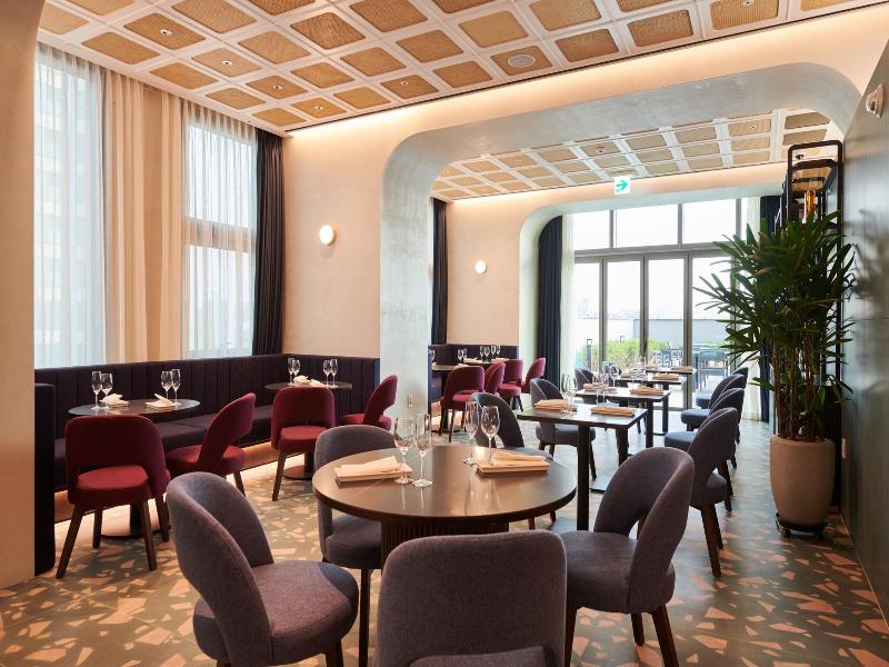 Nine Tree Premier Rokaus Hotel Seoul Yongsan image