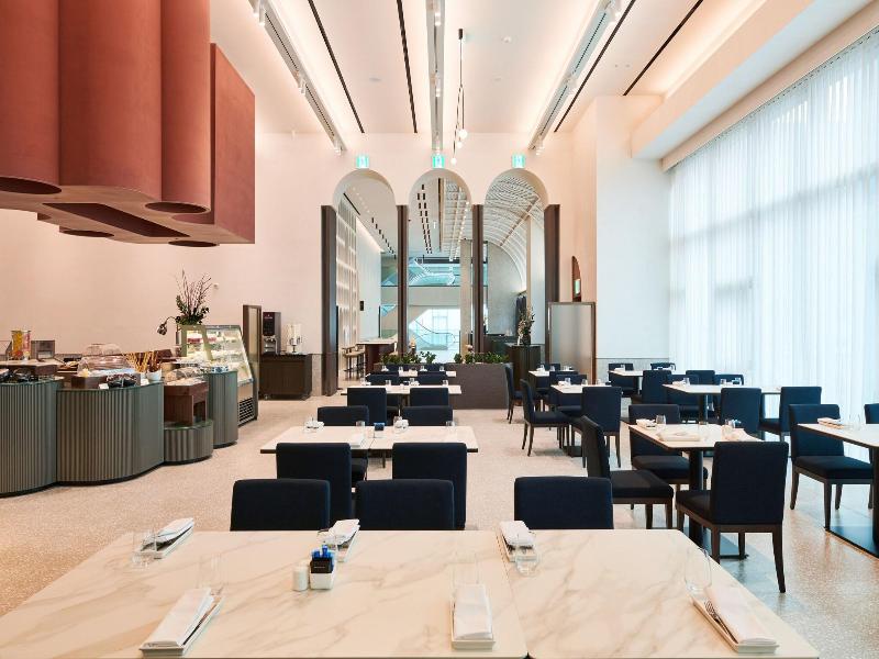 Nine Tree Premier Rokaus Hotel Seoul Yongsan image