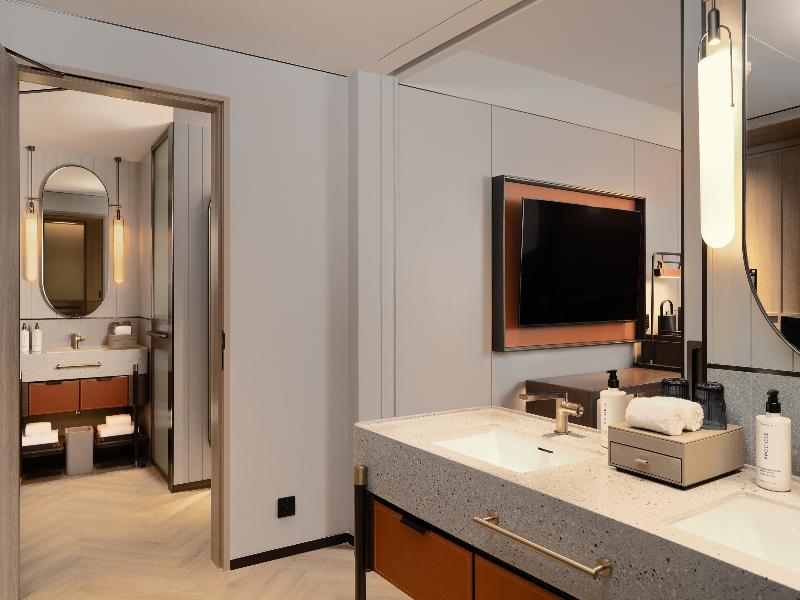 Canopy by Hilton Bangkok Sukhumvit image