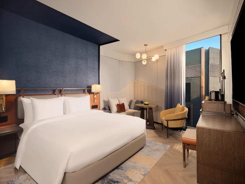 Canopy by Hilton Bangkok Sukhumvit image