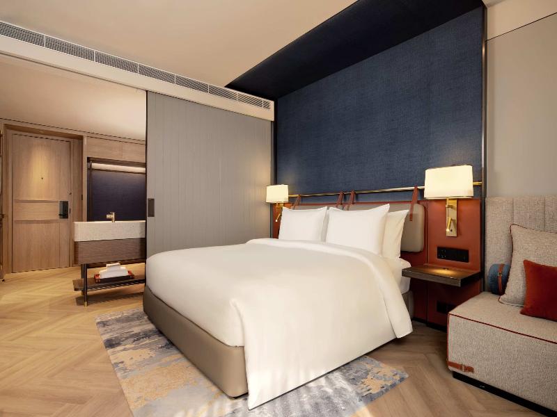 Canopy by Hilton Bangkok Sukhumvit image