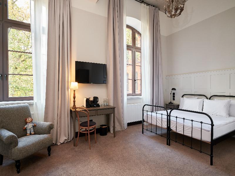 Arche Klasztor Wroclaw image