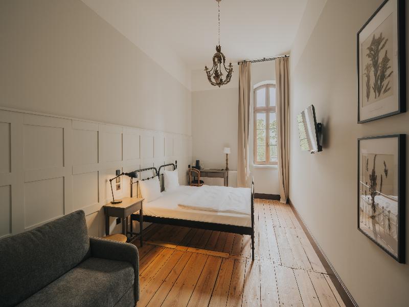Arche Klasztor Wroclaw image